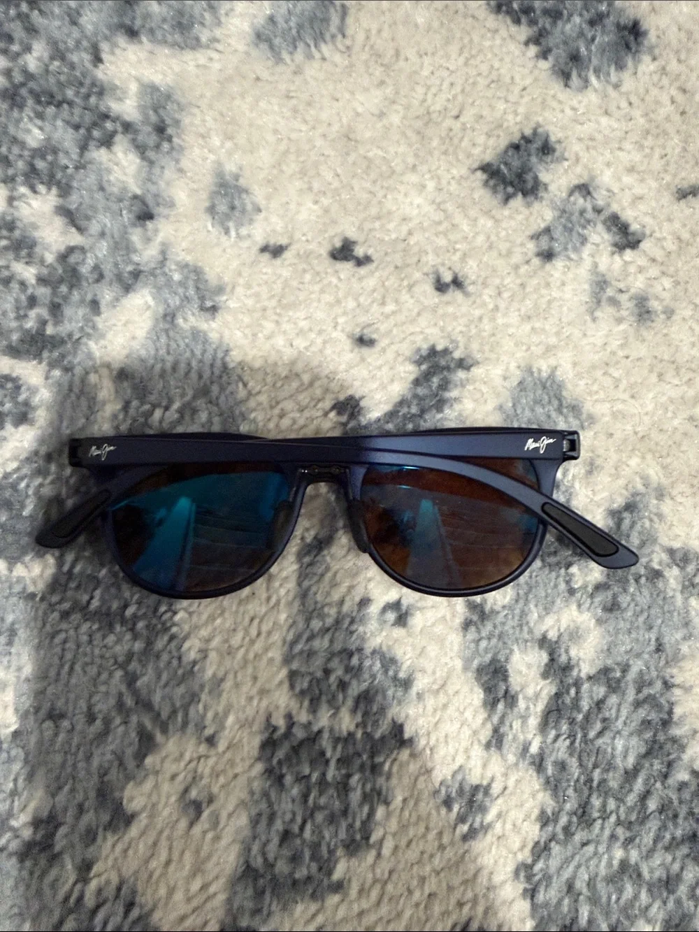 BRAND NEW- Maui Jim Matte Navy Frame with Blue Mirrored Lenses